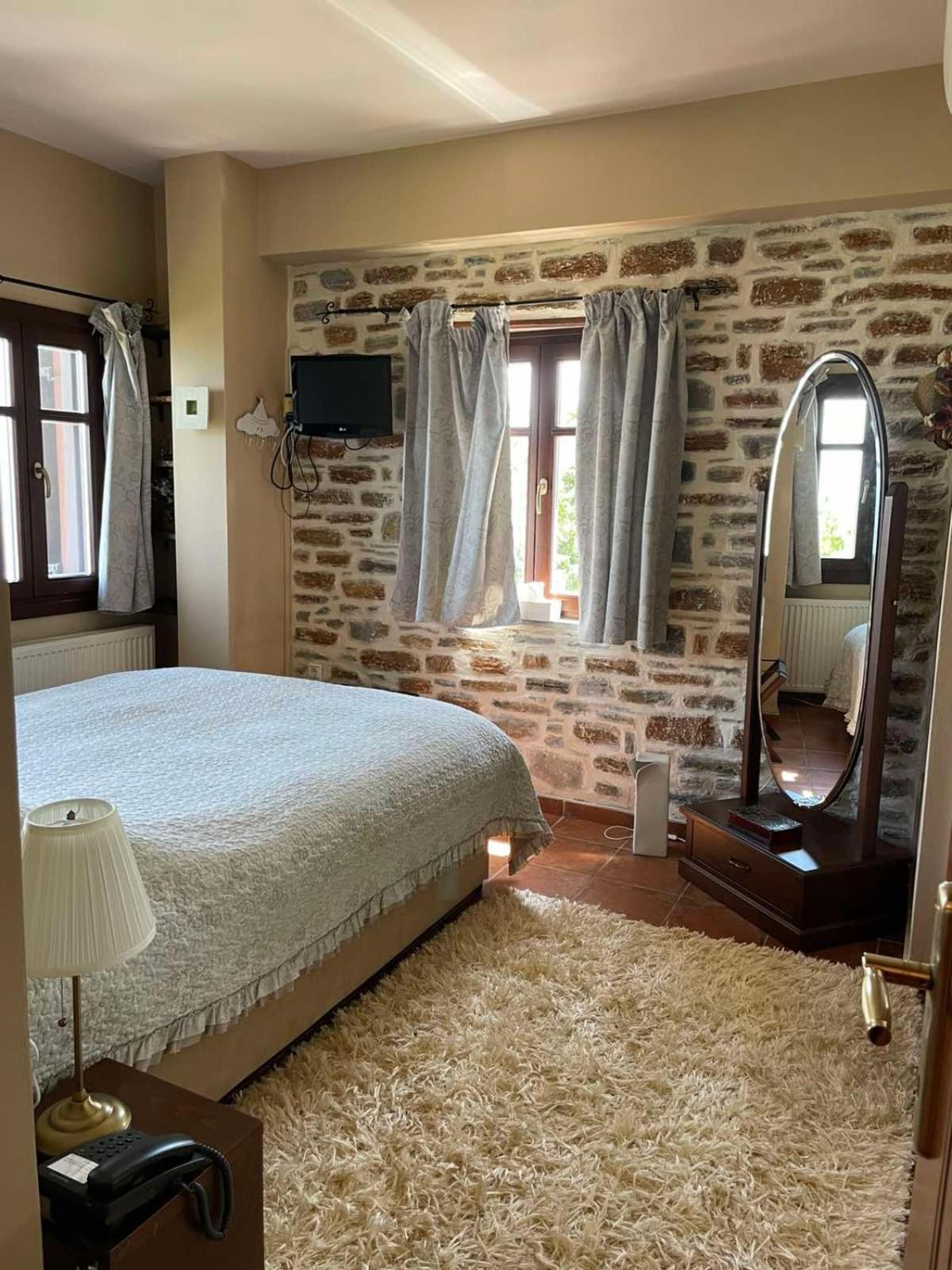Hotel Maistra Tsagarada Bagian luar foto