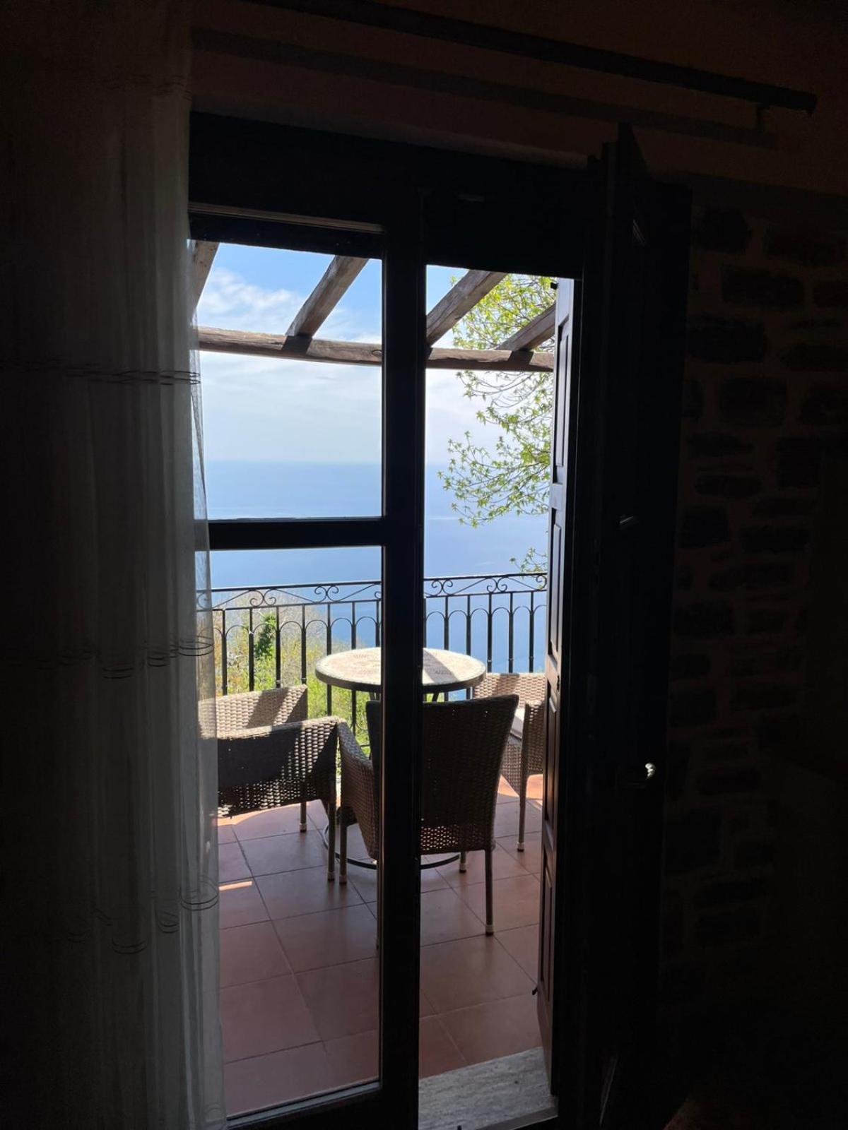 Hotel Maistra Tsagarada Bagian luar foto